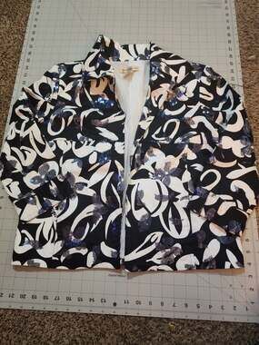Patrick Christopher Jacket Size M Black White Floral Sequin Blazer